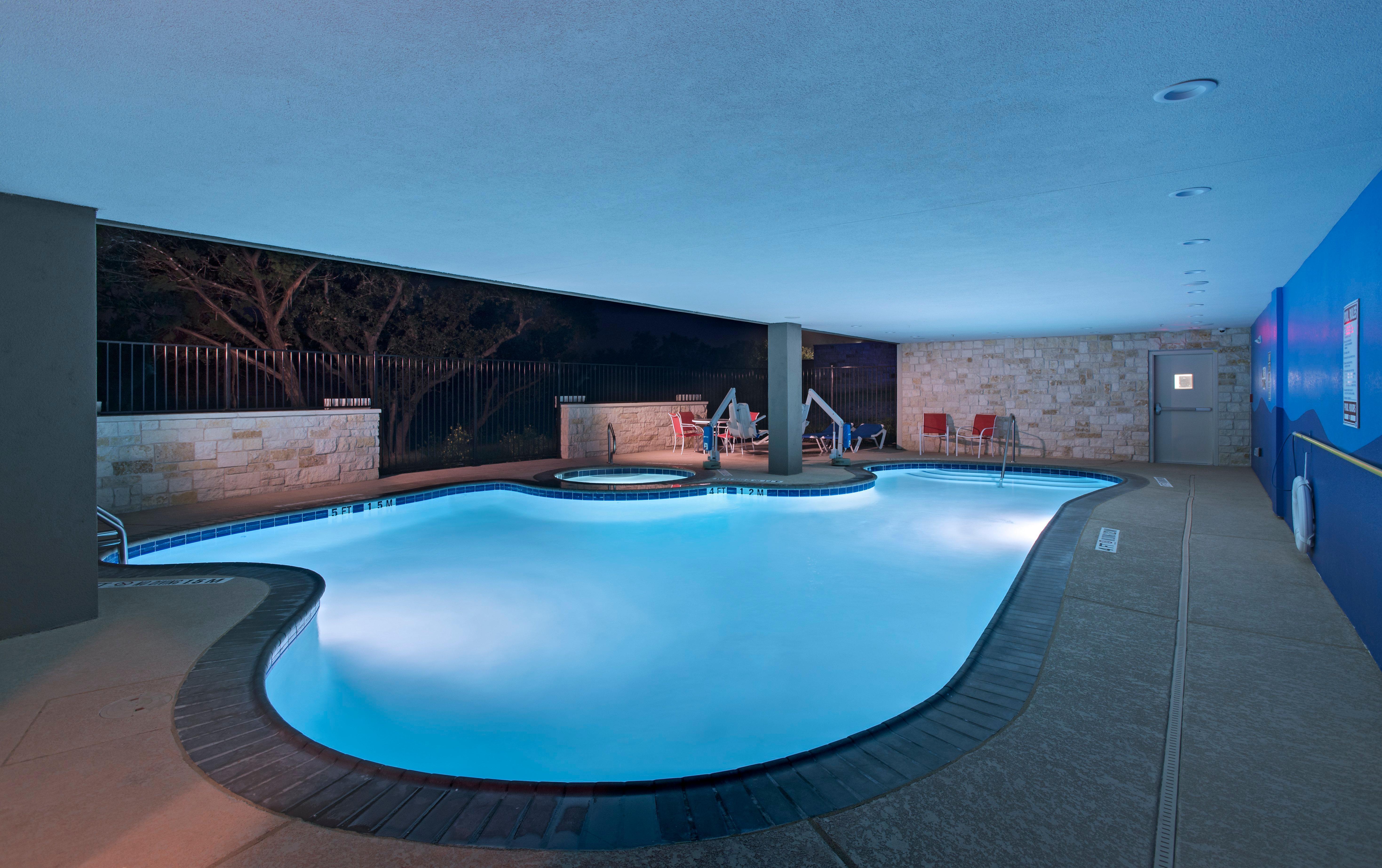 Holiday Inn Express & Suites Austin Nw - Four Points By Ihg Εξωτερικό φωτογραφία