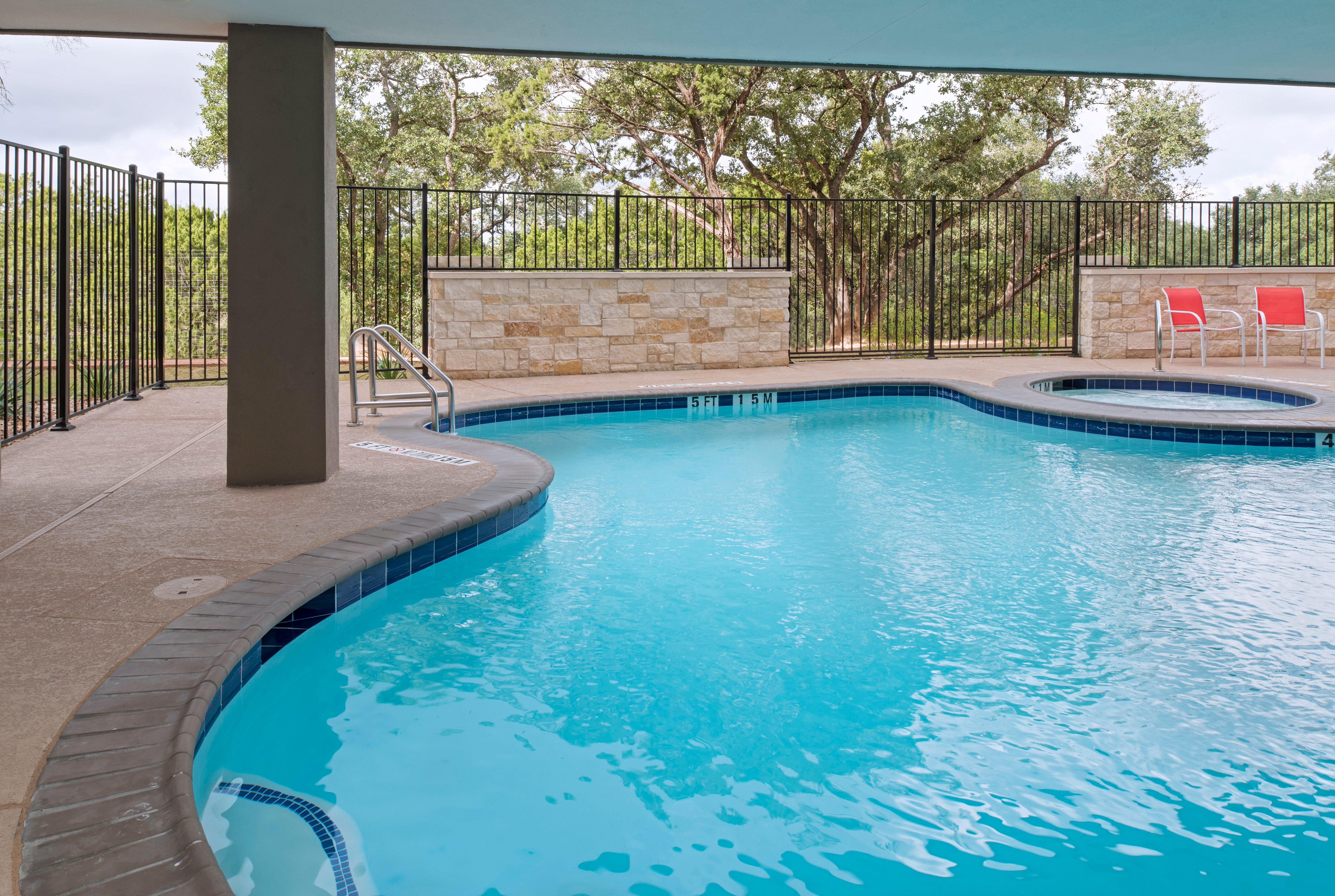 Holiday Inn Express & Suites Austin Nw - Four Points By Ihg Εξωτερικό φωτογραφία